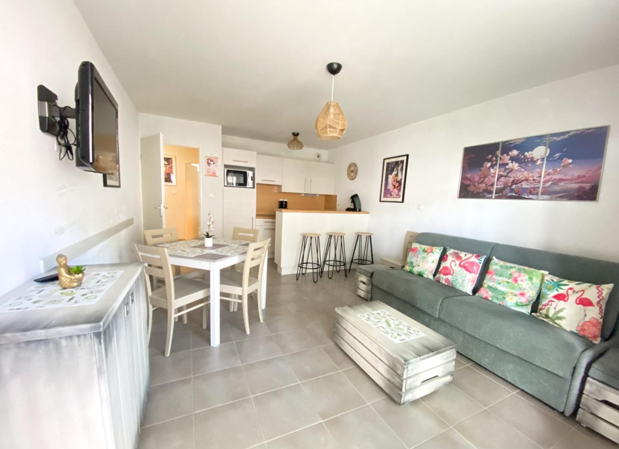 Le Rivage, Bel Appartement Tout Confort เบโนเดต ภายนอก รูปภาพ
