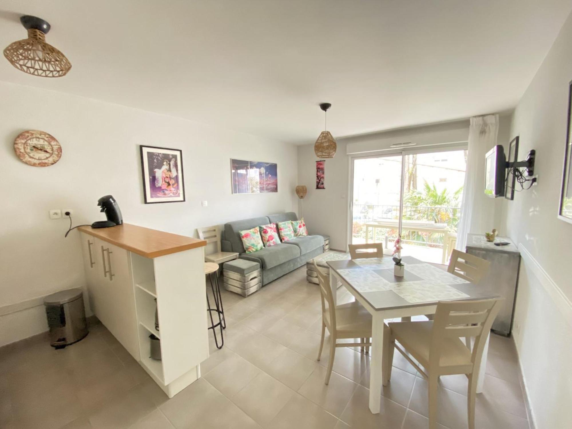 Le Rivage, Bel Appartement Tout Confort เบโนเดต ภายนอก รูปภาพ